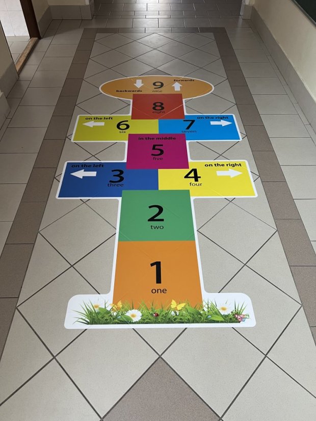 Skákací panák Mr. English