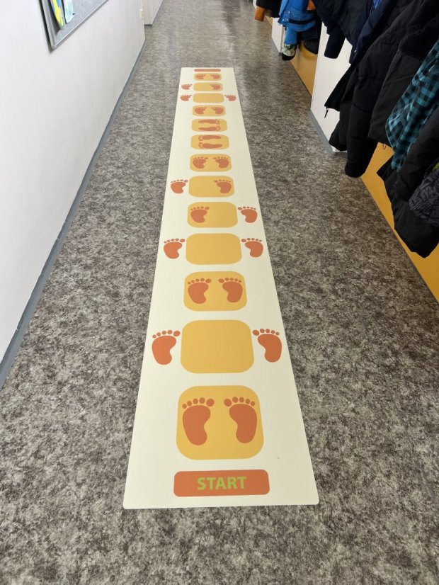 Podlahová dráha HOP