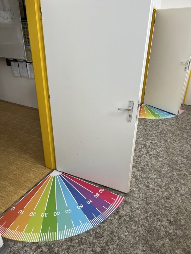 Podlahový úhloměr 90°pravý - Barva: Modrá